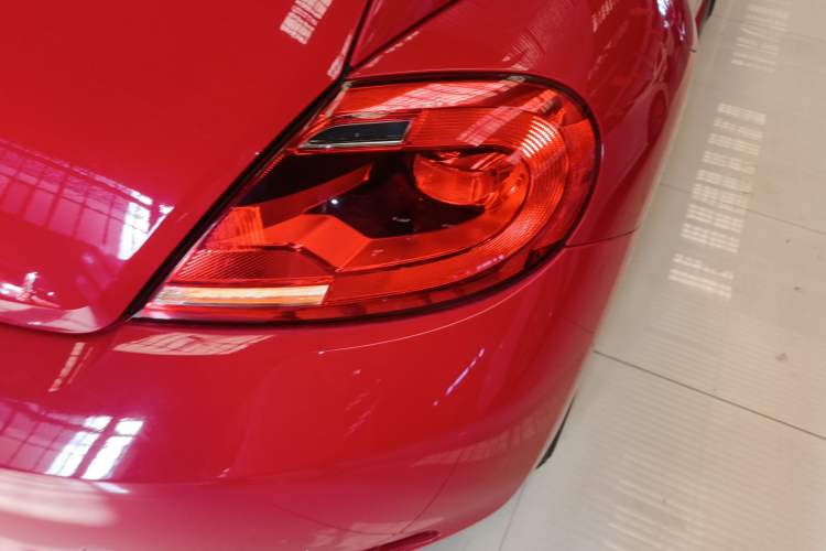 Used Volkswagen Beetle 2015 180TSI model Right Rear Taillight