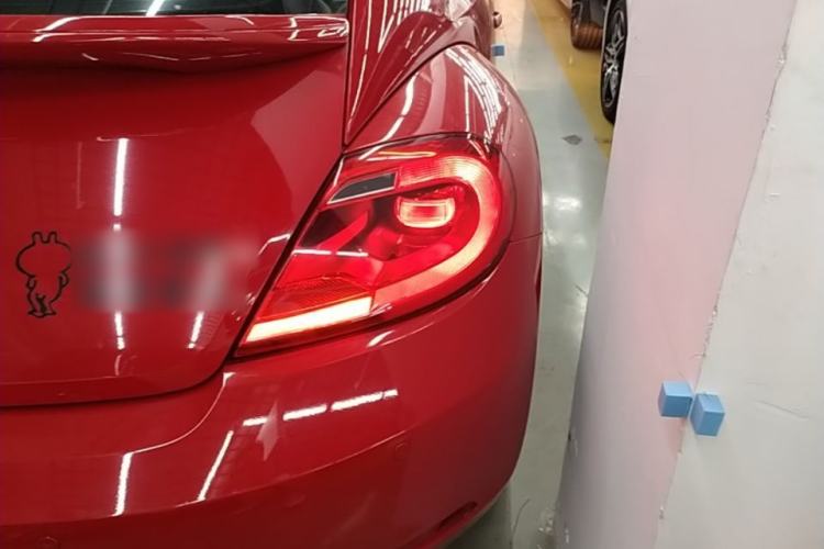 Used Volkswagen Beetle 2015 180TSI model Right Rear Taillight