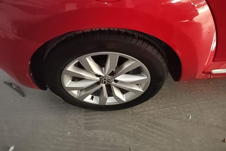 Used Volkswagen Beetle 2015 280TSI Right Rear Wheel Hub