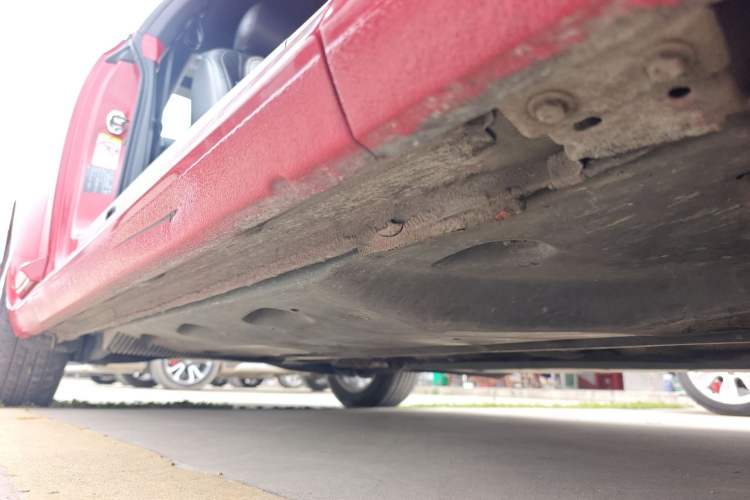 Used Volkswagen Beetle 2015 280TSI Right Side Sill