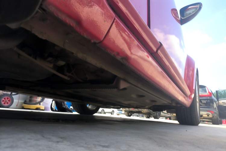 Used Volkswagen Beetle 2015 280TSI Right Side Sill