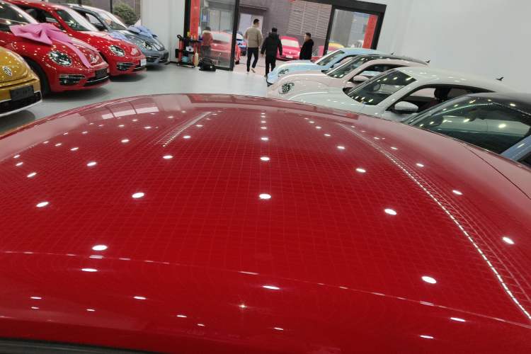 Used Volkswagen Beetle 2015 180TSI model Roof