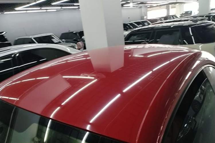 Used Volkswagen Beetle 2015 180TSI model Roof