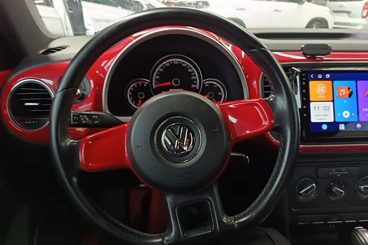 Used Volkswagen Beetle 2015 180TSI model Steering Wheel