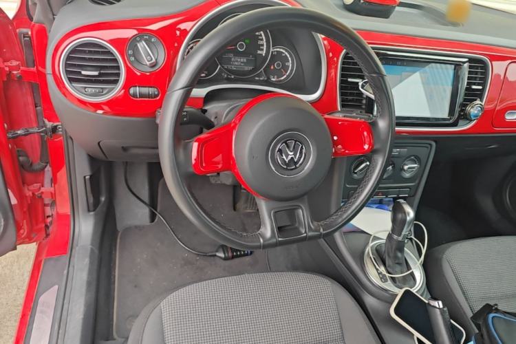 Used Volkswagen Beetle 2015 180TSI model Steering Wheel