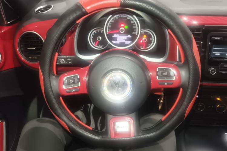 Used Volkswagen Beetle 2015 280TSI Steering Wheel
