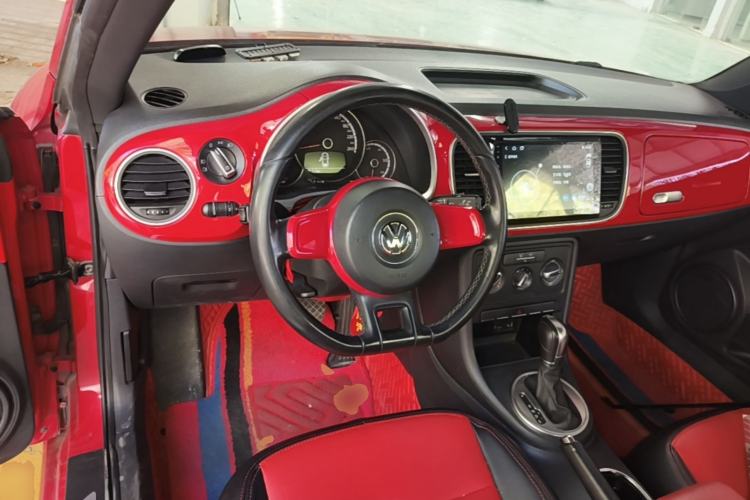 Used Volkswagen Beetle 2015 180TSI model Steering Wheel