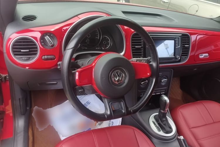 Used Volkswagen Beetle 2015 180TSI model Steering Wheel