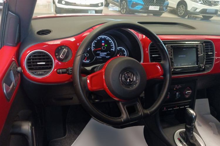 Used Volkswagen Beetle 2015 180TSI model Steering Wheel