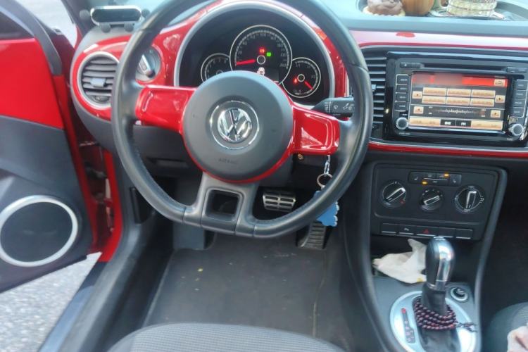 Used Volkswagen Beetle 2015 180TSI model Steering Wheel