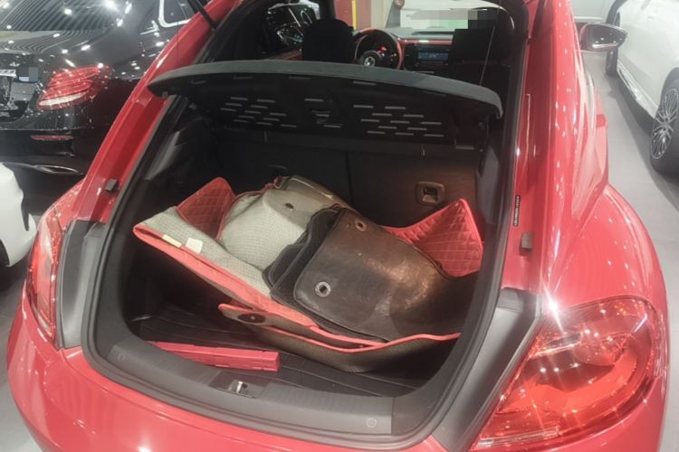 Used Volkswagen Beetle 2015 280TSI Trunk