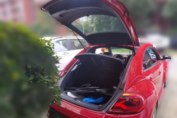 Used Volkswagen Beetle 2015 180TSI model Trunk