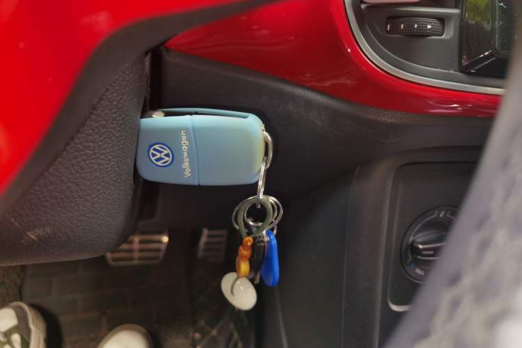Used Volkswagen Beetle 2015 180TSI model Vehicle Key