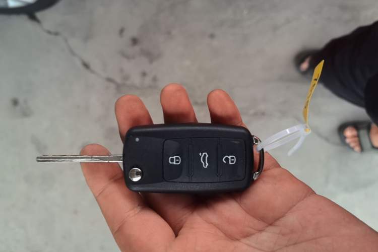 Used Volkswagen Beetle 2015 180TSI model Vehicle Key