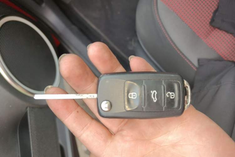 Used Volkswagen Beetle 2015 180TSI model Vehicle Key