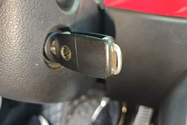 Used Volkswagen Beetle 2015 180TSI model Vehicle Key