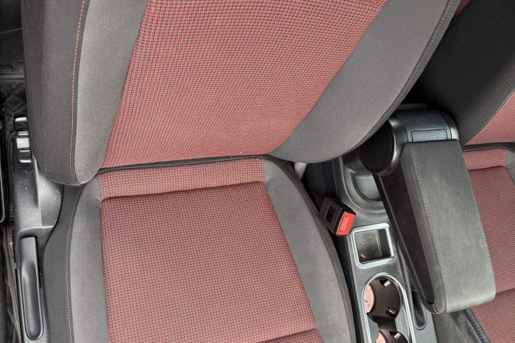 Used Volkswagen Beetle 2015 180TSI model Right Front Seat