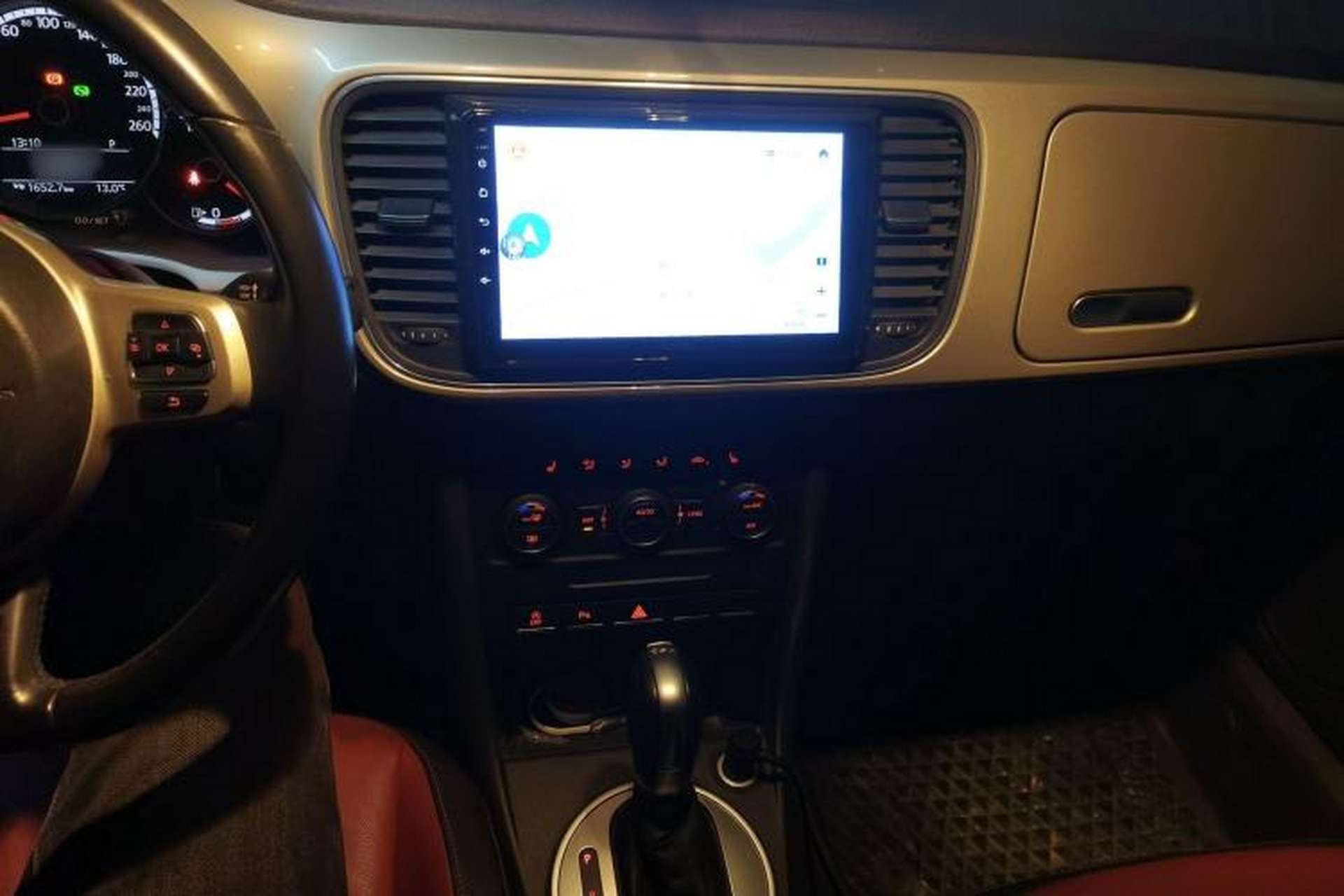 Used Volkswagen Beetle 2015 180TSI Convertible Edition Audio And AC Panel