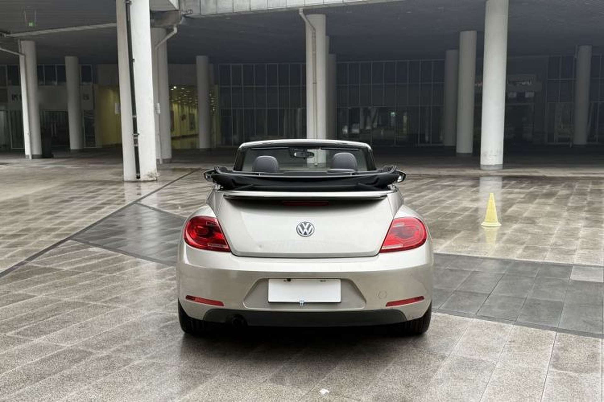 Used Volkswagen Beetle 2015 180TSI Convertible Edition Exterior 5