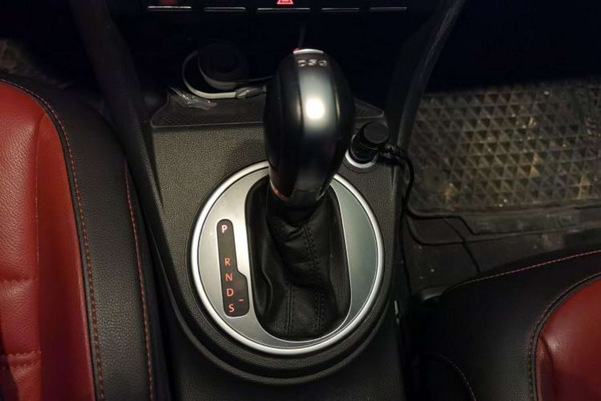 Used Volkswagen Beetle 2015 180TSI Convertible Edition Gear Lever