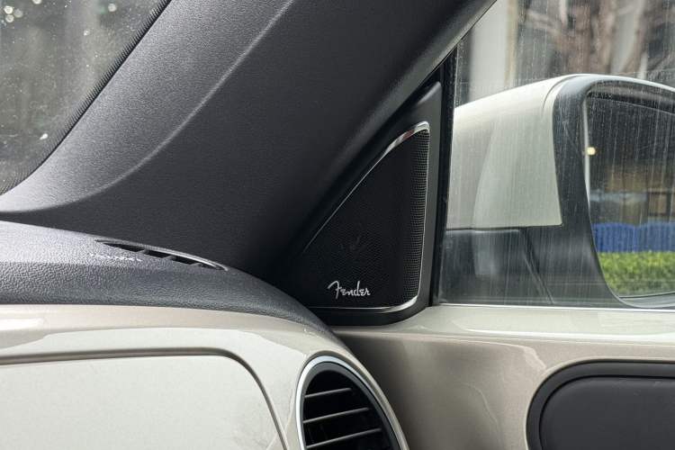 Used Volkswagen Beetle 2015 180TSI Convertible Edition Interior 3
