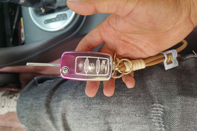 Used Volkswagen Beetle 2015 180TSI model Vehicle Key