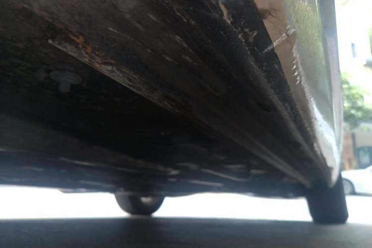 Used Volkswagen Beetle 2015 180TSI model Chassis Front Left