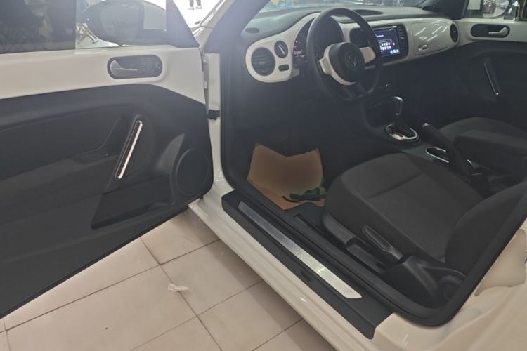 Used Volkswagen Beetle 2015 180TSI model Driver Seat