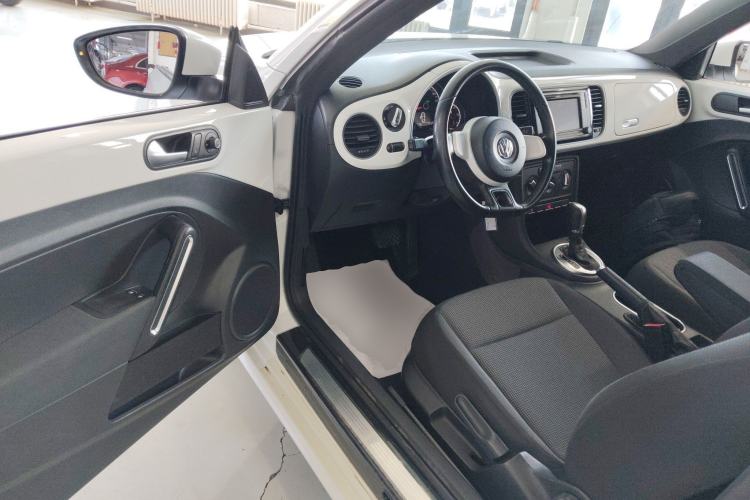 Used Volkswagen Beetle 2015 180TSI model Driver Seat