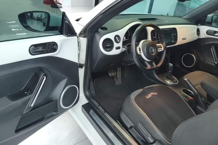 Used Volkswagen Beetle 2015 280TSI Driver Seat