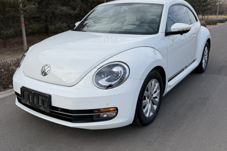 Used Volkswagen Beetle 2015 180TSI model Guazi used car, China used car export, Used car for sale, Used  cars, Cheapest cars for sale