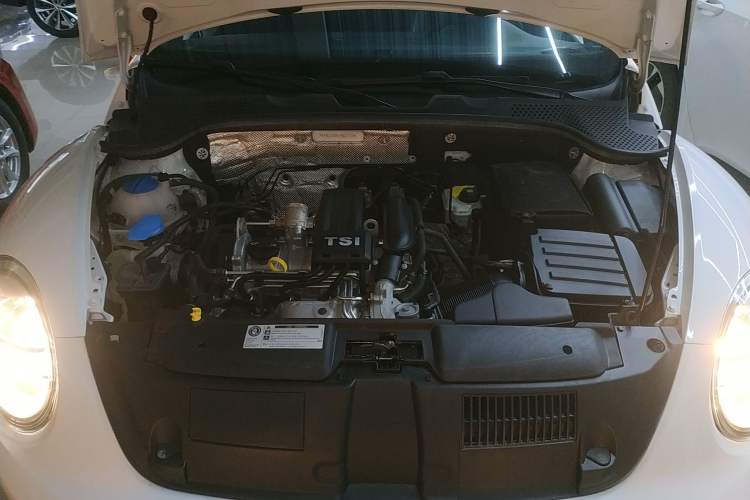 Used Volkswagen Beetle 2015 180TSI model Engine Bay