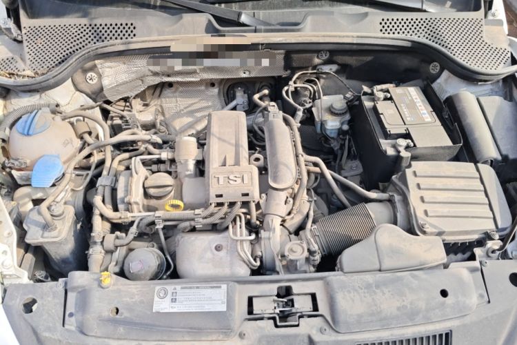 Used Volkswagen Beetle 2015 180TSI model Engine Bay