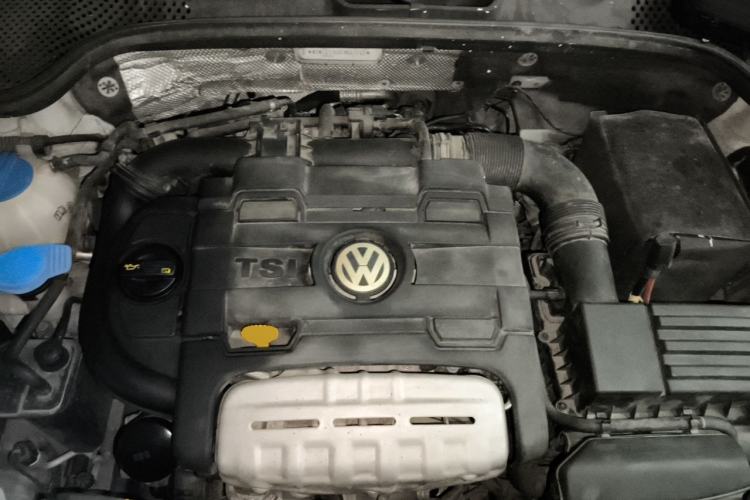 Used Volkswagen Beetle 2015 280TSI Engine Bay