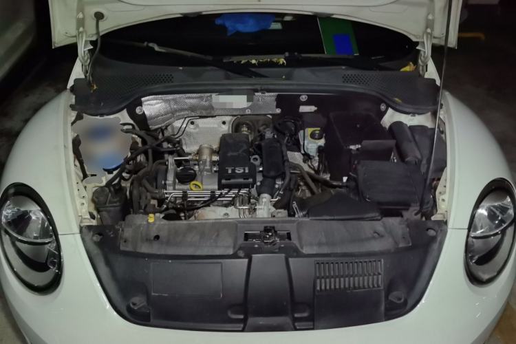 Used Volkswagen Beetle 2015 180TSI model Engine Bay
