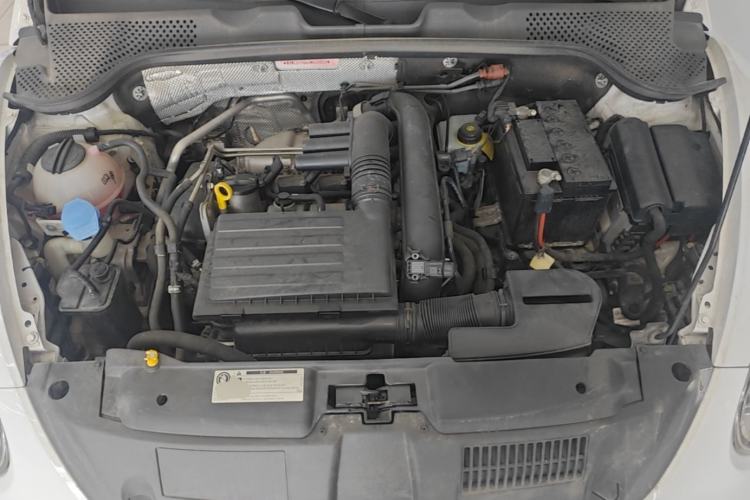 Used Volkswagen Beetle 2015 180TSI model Engine Bay
