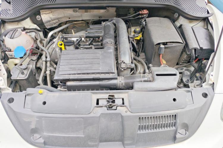 Used Volkswagen Beetle 2015 180TSI model Engine Bay