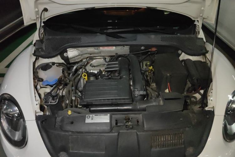 Used Volkswagen Beetle 2015 180TSI model Engine Bay