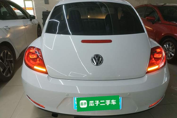 Used Volkswagen Beetle 2015 180TSI model Exterior 4