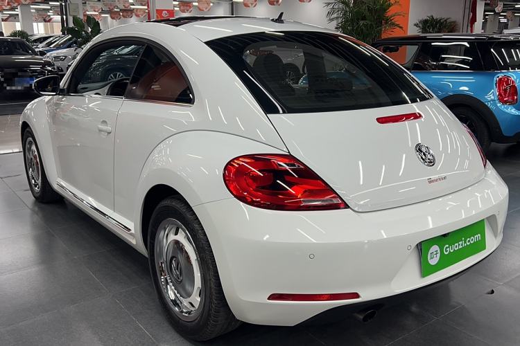 Used Volkswagen Beetle 2015 180TSI model Exterior 5
