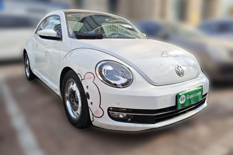 Used Volkswagen Beetle 2015 180TSI model Front Right 45 Deg