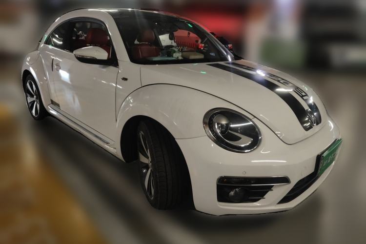 Used Volkswagen Beetle 2015 380TSI Front Right 45 Deg