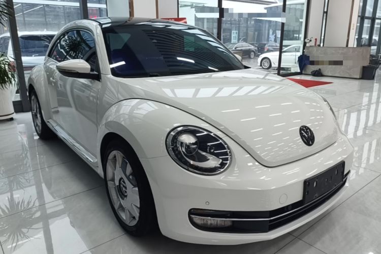 Used Volkswagen Beetle 2015 280TSI Front Right 45 Deg