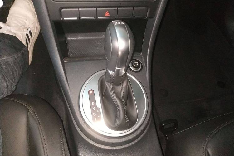 Used Volkswagen Beetle 2015 180TSI model Gear Lever