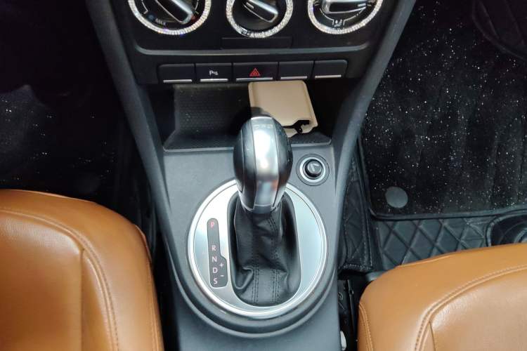 Used Volkswagen Beetle 2015 380TSI Gear Lever
