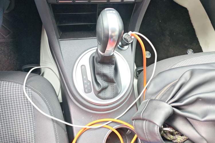 Used Volkswagen Beetle 2015 180TSI model Gear Lever