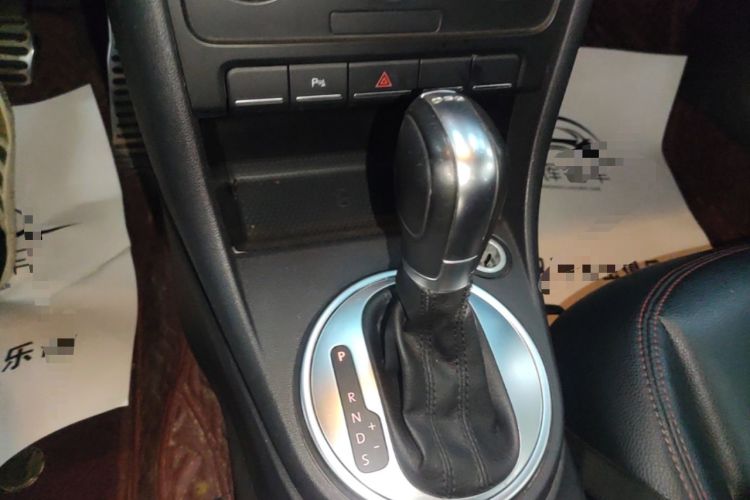 Used Volkswagen Beetle 2015 180TSI model Gear Lever