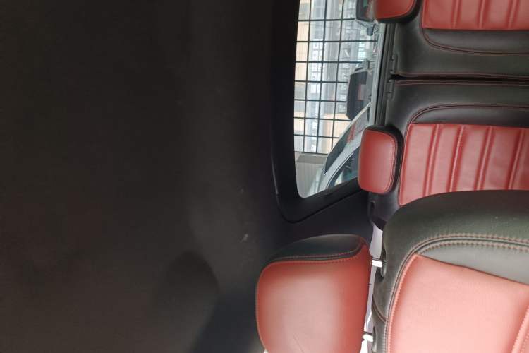 Used Volkswagen Beetle 2015 180TSI model Headliner