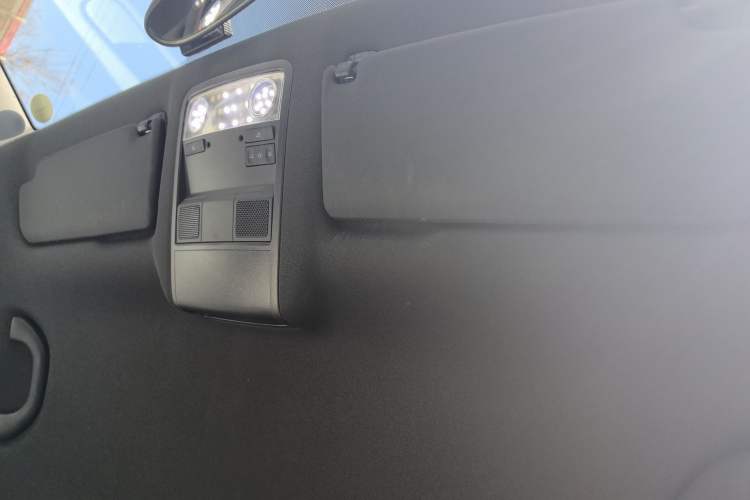 Used Volkswagen Beetle 2015 180TSI model Headliner