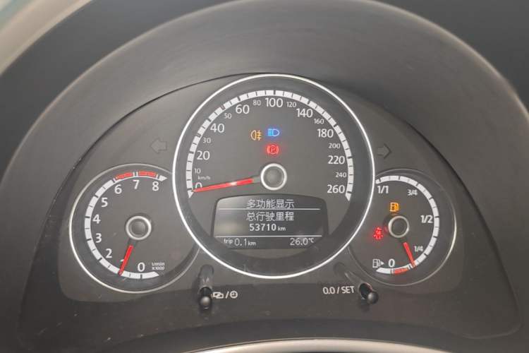 Used Volkswagen Beetle 2015 180TSI model Instrument Cluster